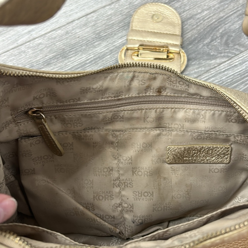 Michael Kors Gold Metallic Leather Hobo Shoulder Bag - Picture 6 of 8